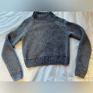 XS DIVIDED cropped grey sweater